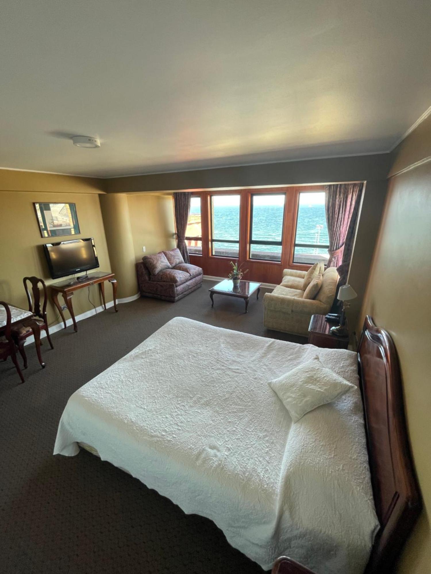 Hotel Apart Colon Пуерто Монт Екстериор снимка